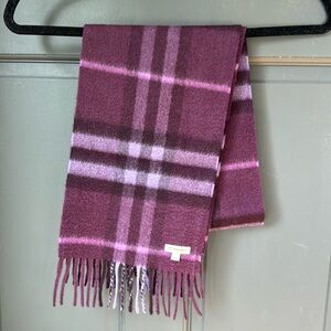 Burberry Cashmere scarf